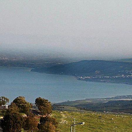 A Window To Kinneret Safed Exterior photo